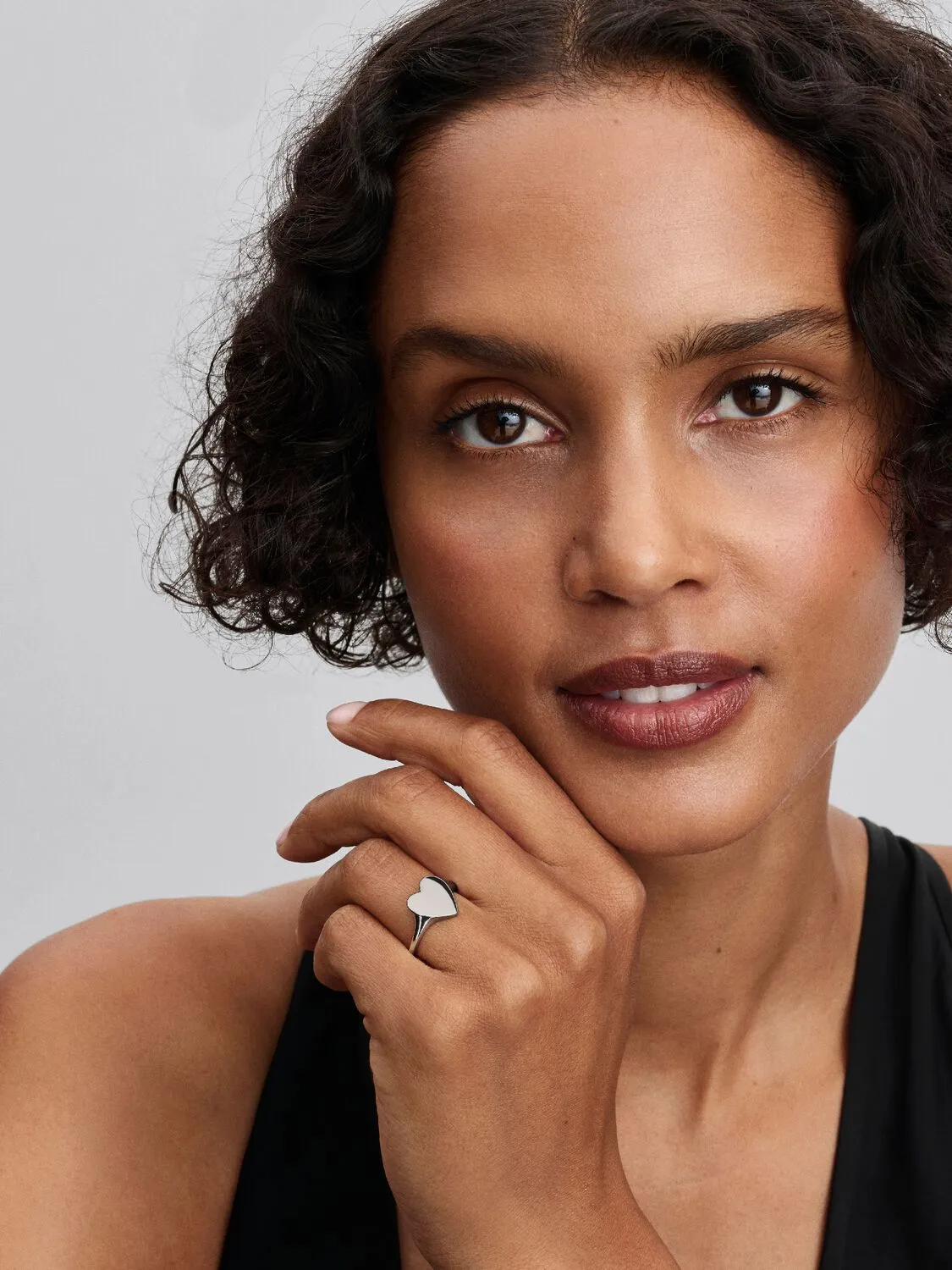 Engravable heart sterling silver ring / 193988C00-50