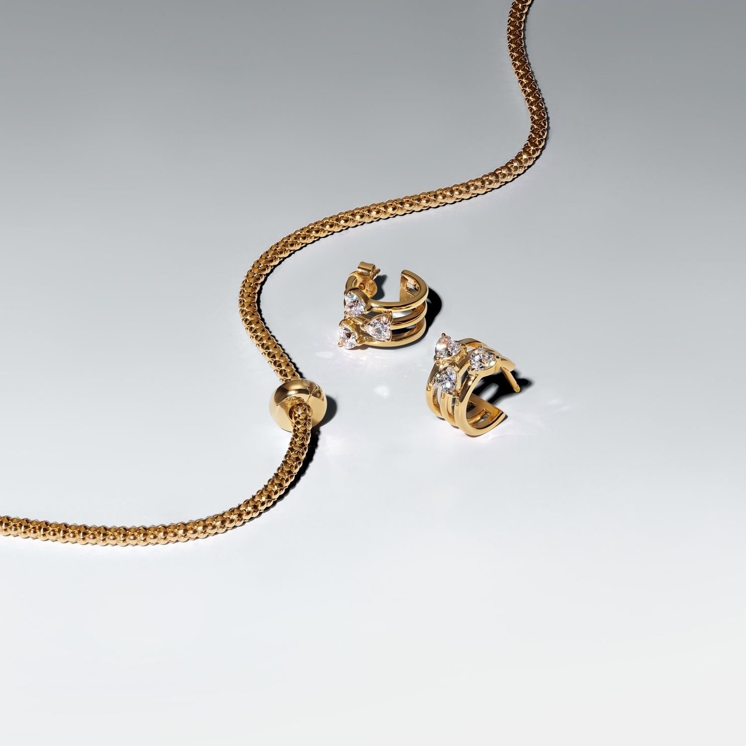 Heart closure 14k gold-plated clip and silicone grip/ 763678C00