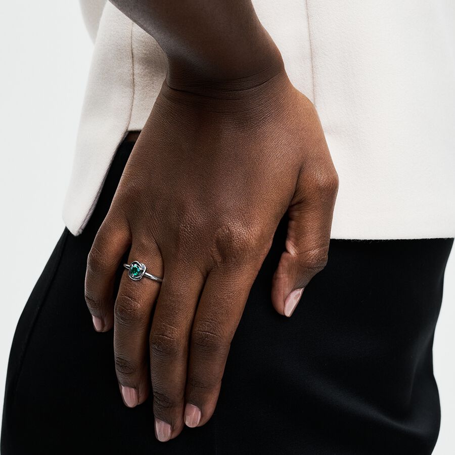 Moments Sterling Silver Ring / 192993C05-52