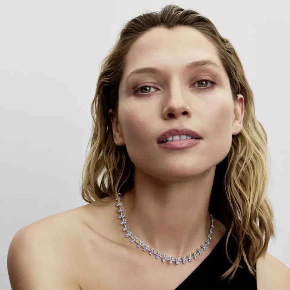 Bow sterling silver necklace with dream blue cryst