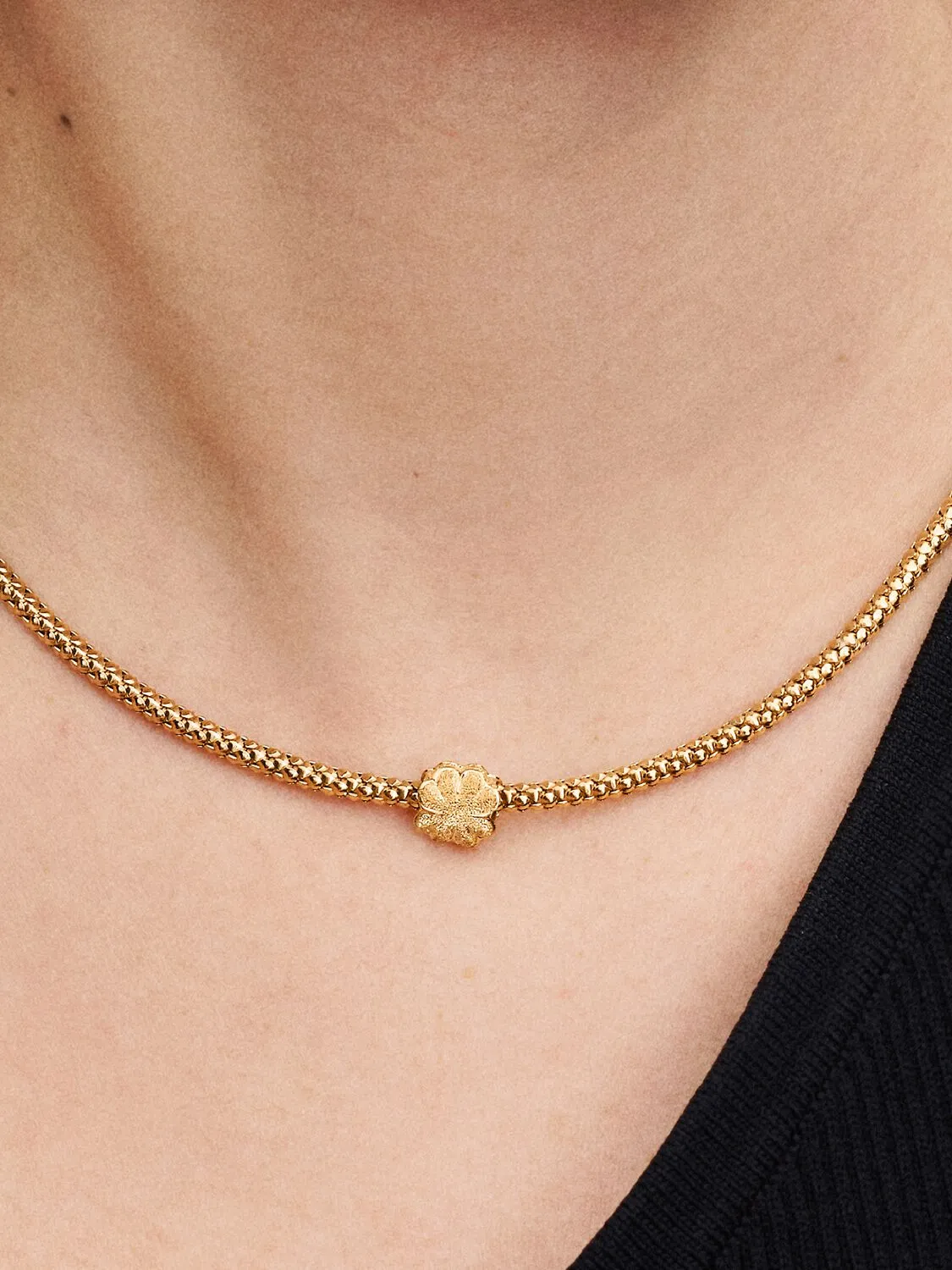 Textured clover 14k gold-plated mini charm