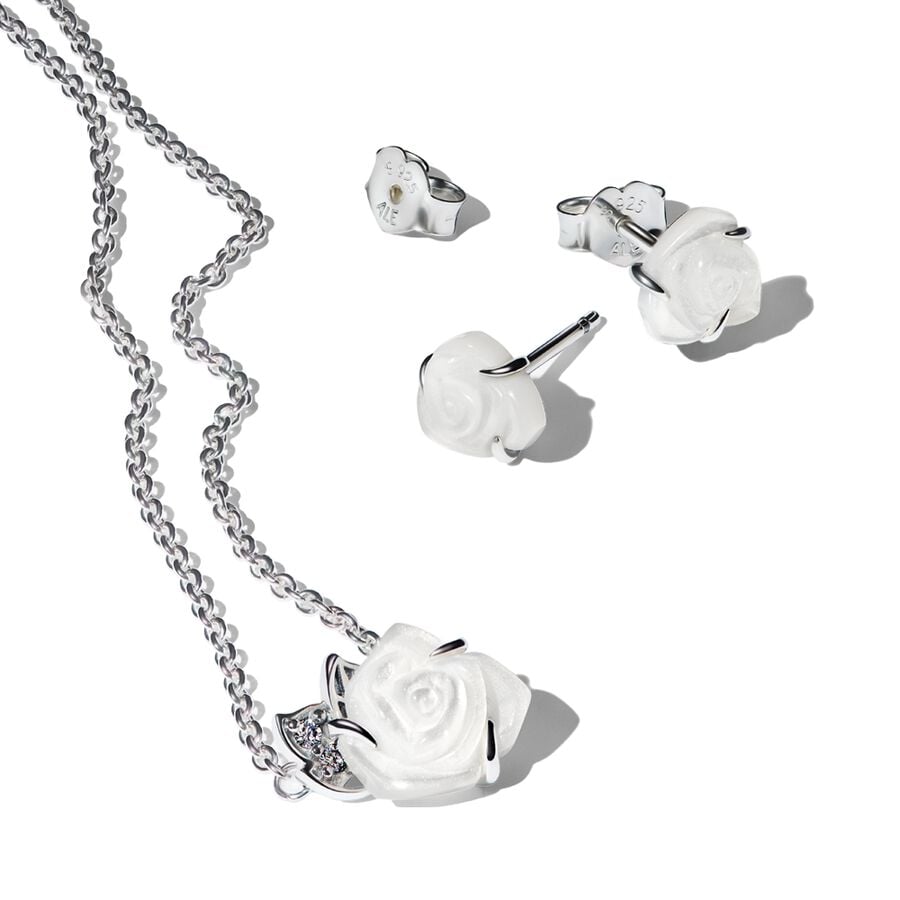 White Rose in Bloom Jewelry Set