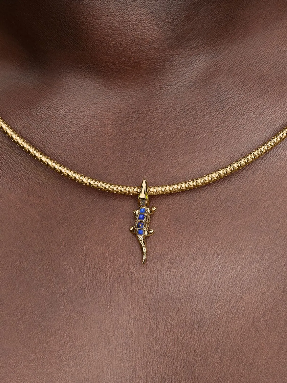 Alligator 14k gold-plated charm with imitation lap