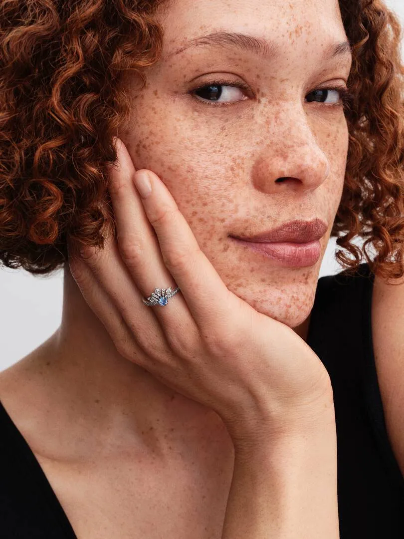 Disney Frozen Elsa sterling silver ring with water blue crystal and clear cubic zirconia/194134C01-56