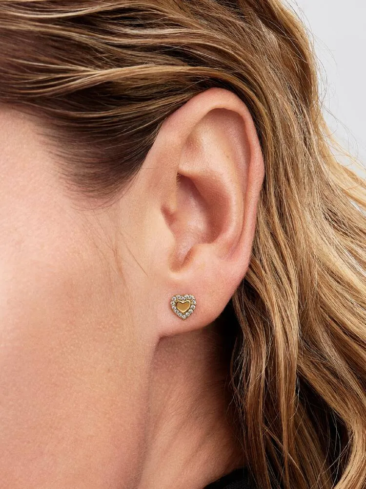Heart 14k gold-plated stud earrings with clear cub