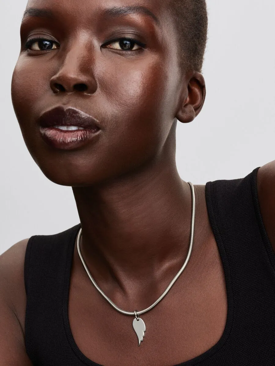 Engravable angel wing sterling silver pendant / 394014C00