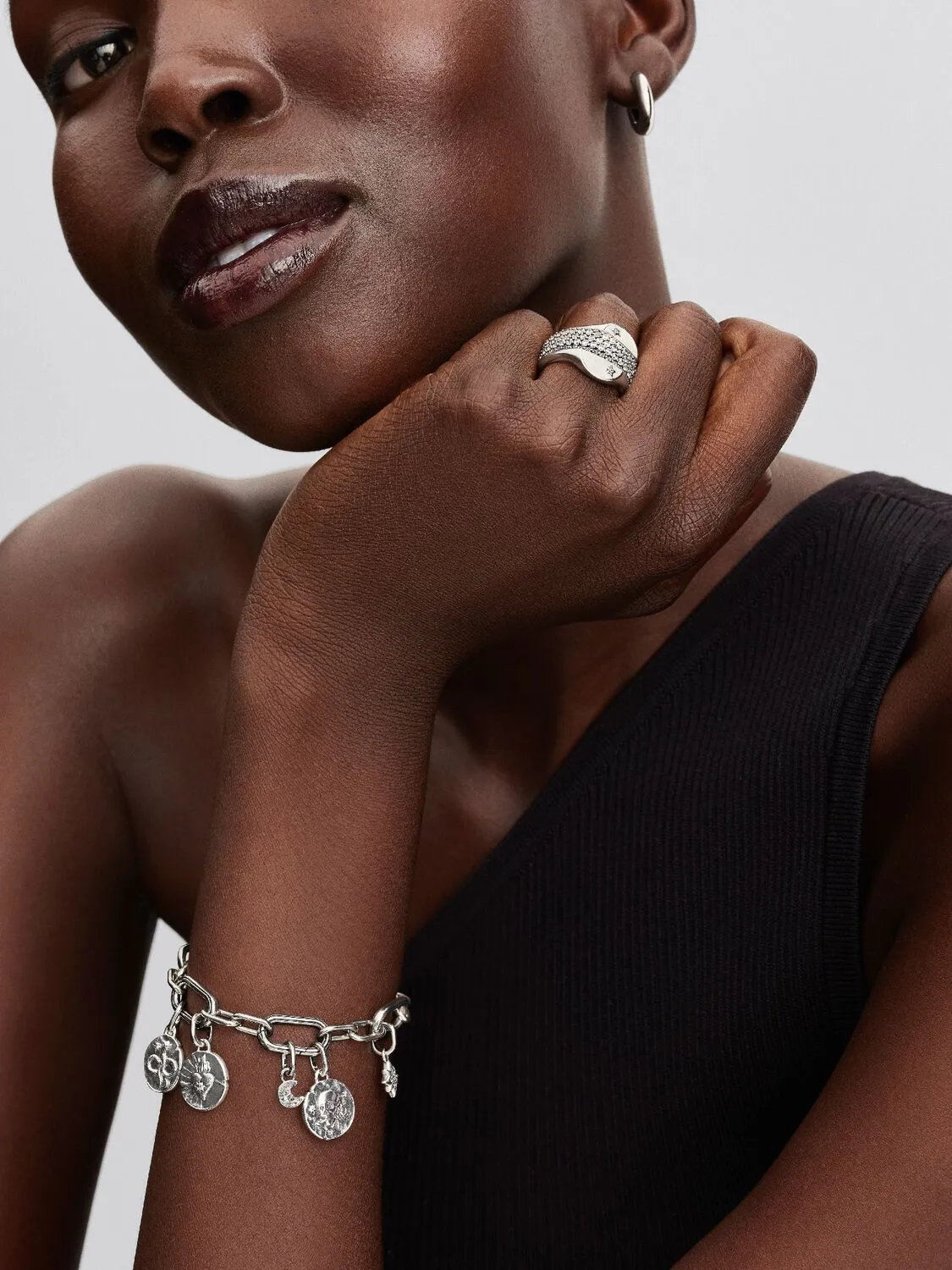 Infinity snake sterling silver medallion with clear cubic zirconia / 793976C01