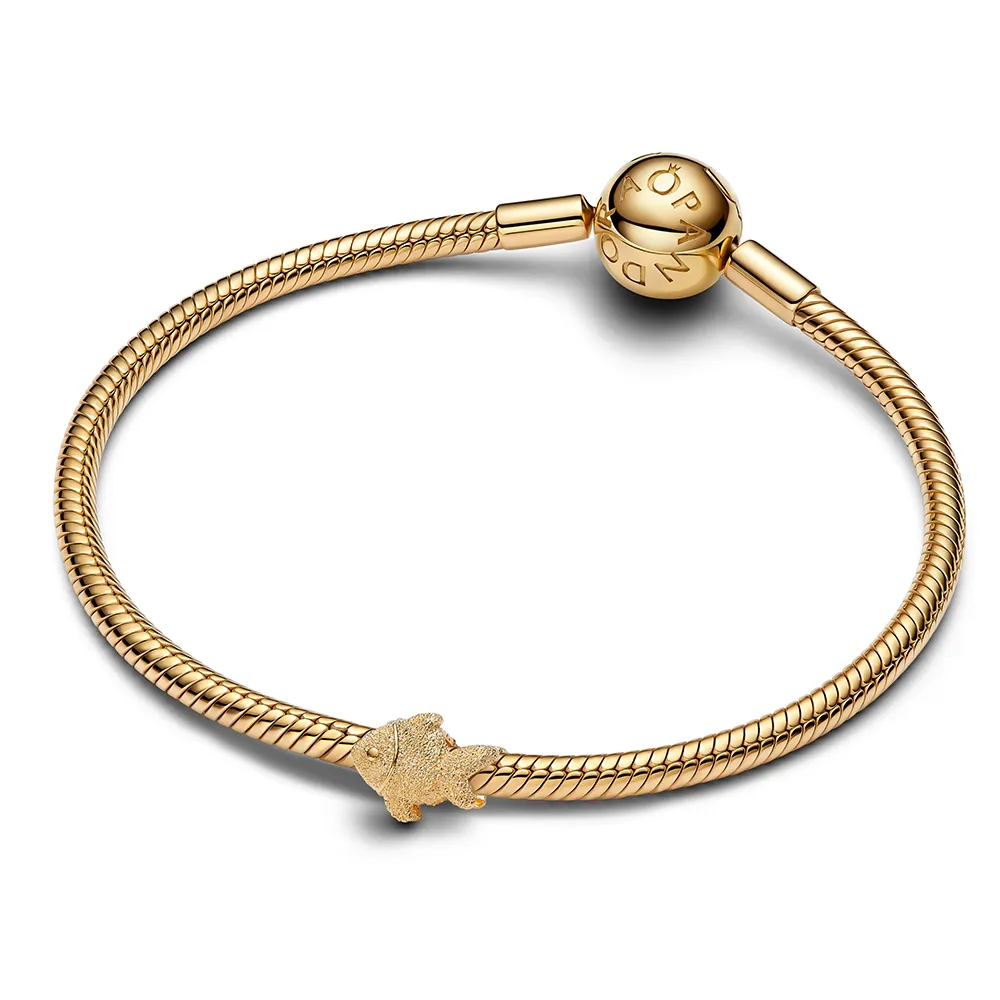 Textured fish 14k gold-plated mini charm/ 764522C00