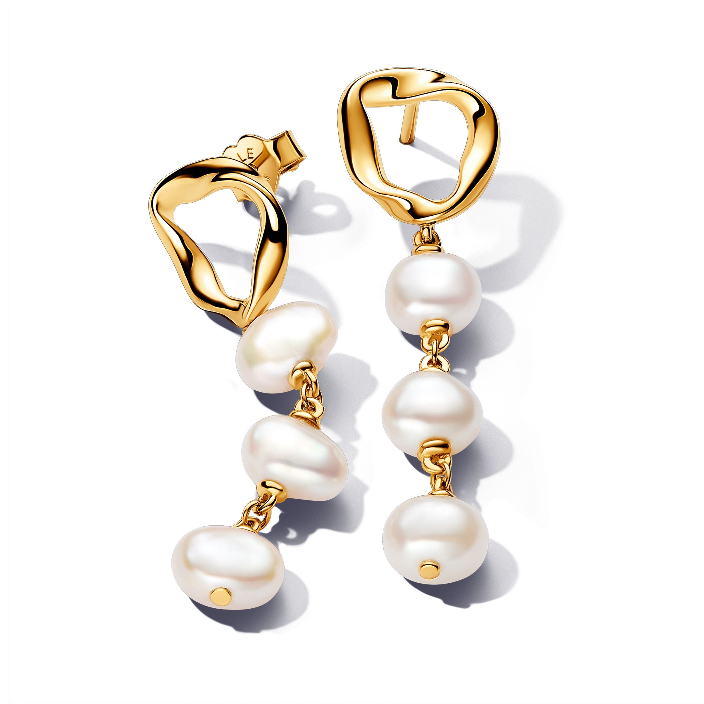14k Gold-plated drop earrings with baroque white t