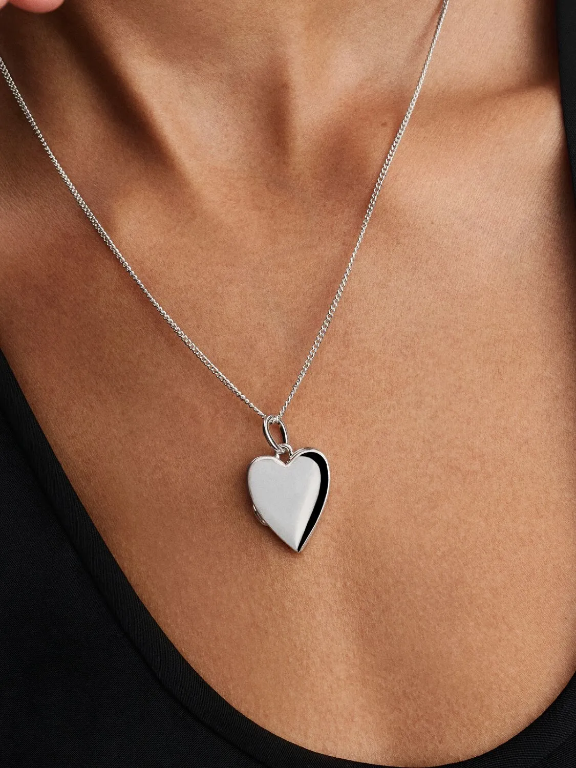 Engravable openable heart sterling silver pendant 