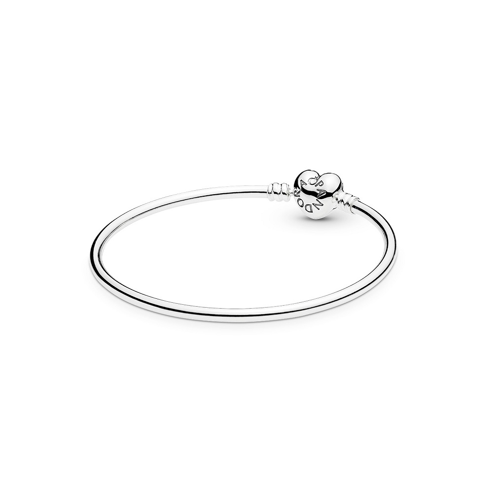 Silver bangle with heart-shaped clasp/ 596268-17