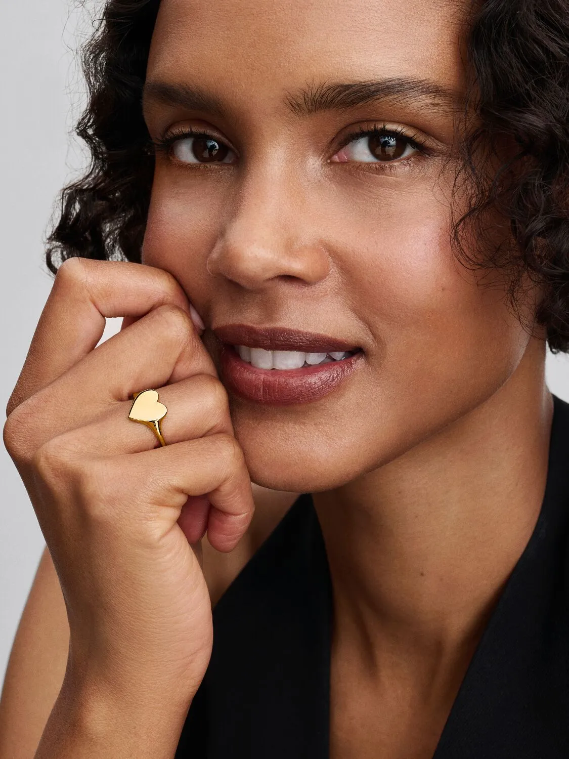 Engravable heart 14k gold-plated ring / 163988C00-50