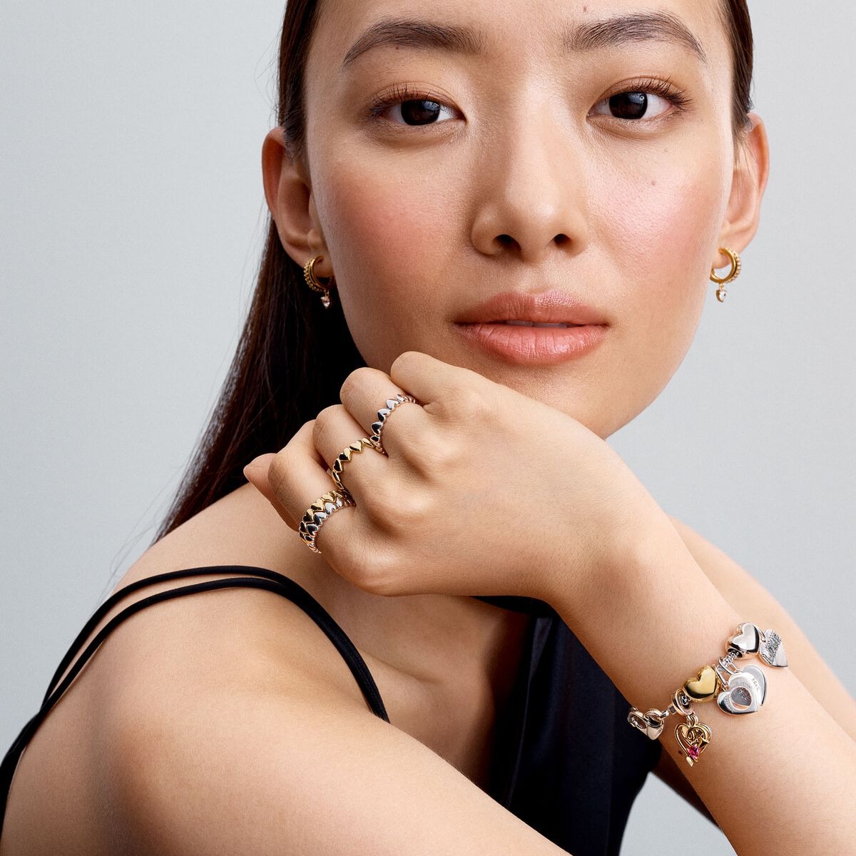 Heart 14k gold-plated hoop earrings with clear cubic zirconia/ 263685C01