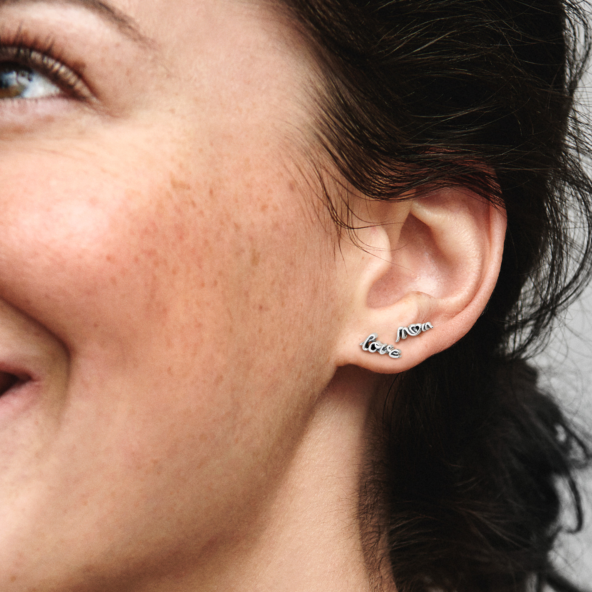 Love mum sterling silver stud earrings