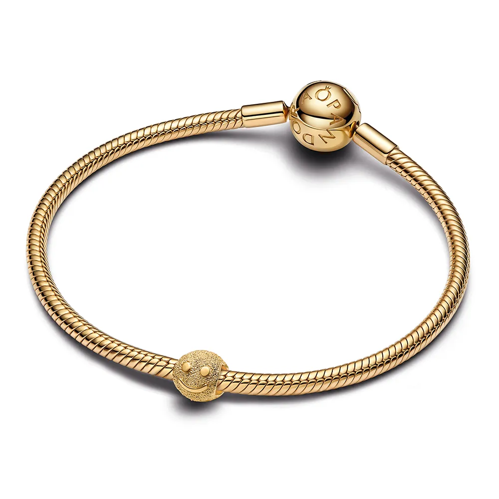 Textured happy face 14k gold-plated mini charm/ 764526C00