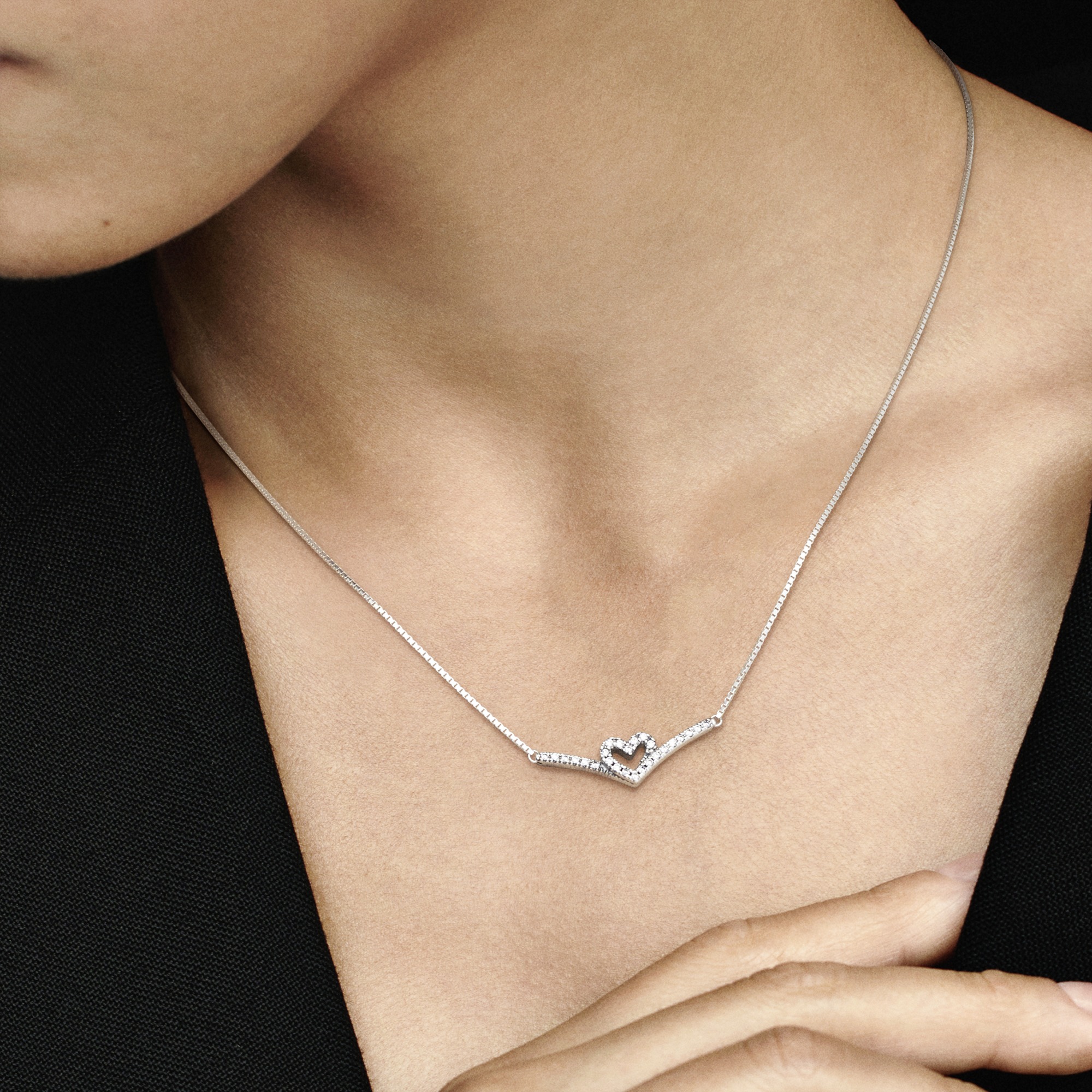 Heart and wishbone sterling silver collier with clear cubic zirconia /399273C01-45