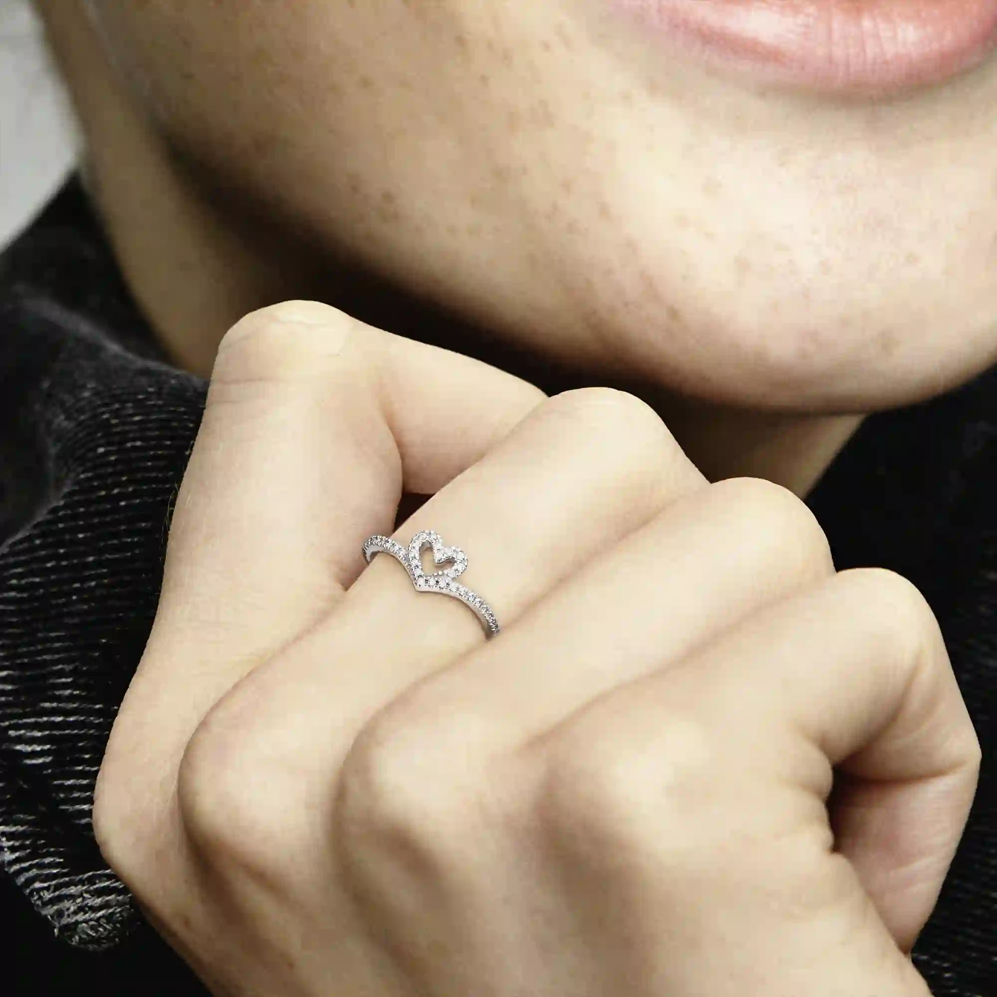 Heart and wishbone sterling silver ring with clear